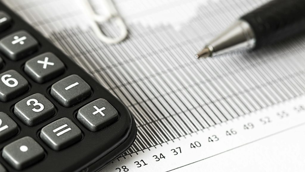 How Does the Stock Market Affect the Economy? Essential Insights and Impacts